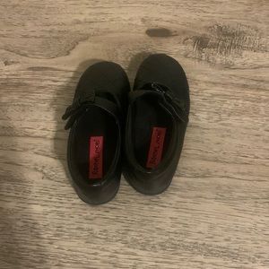 Shoes for toddlers girl.Size 8